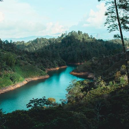 Cabanas Refugio Himalaya Guatapé 外观 照片