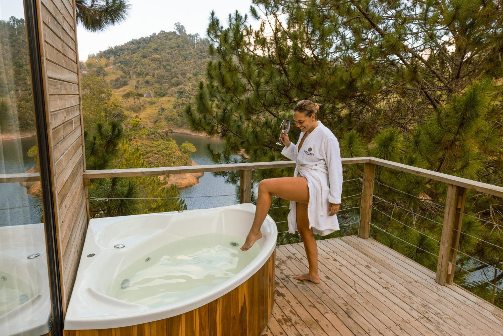 Cabanas Refugio Himalaya Guatapé 外观 照片